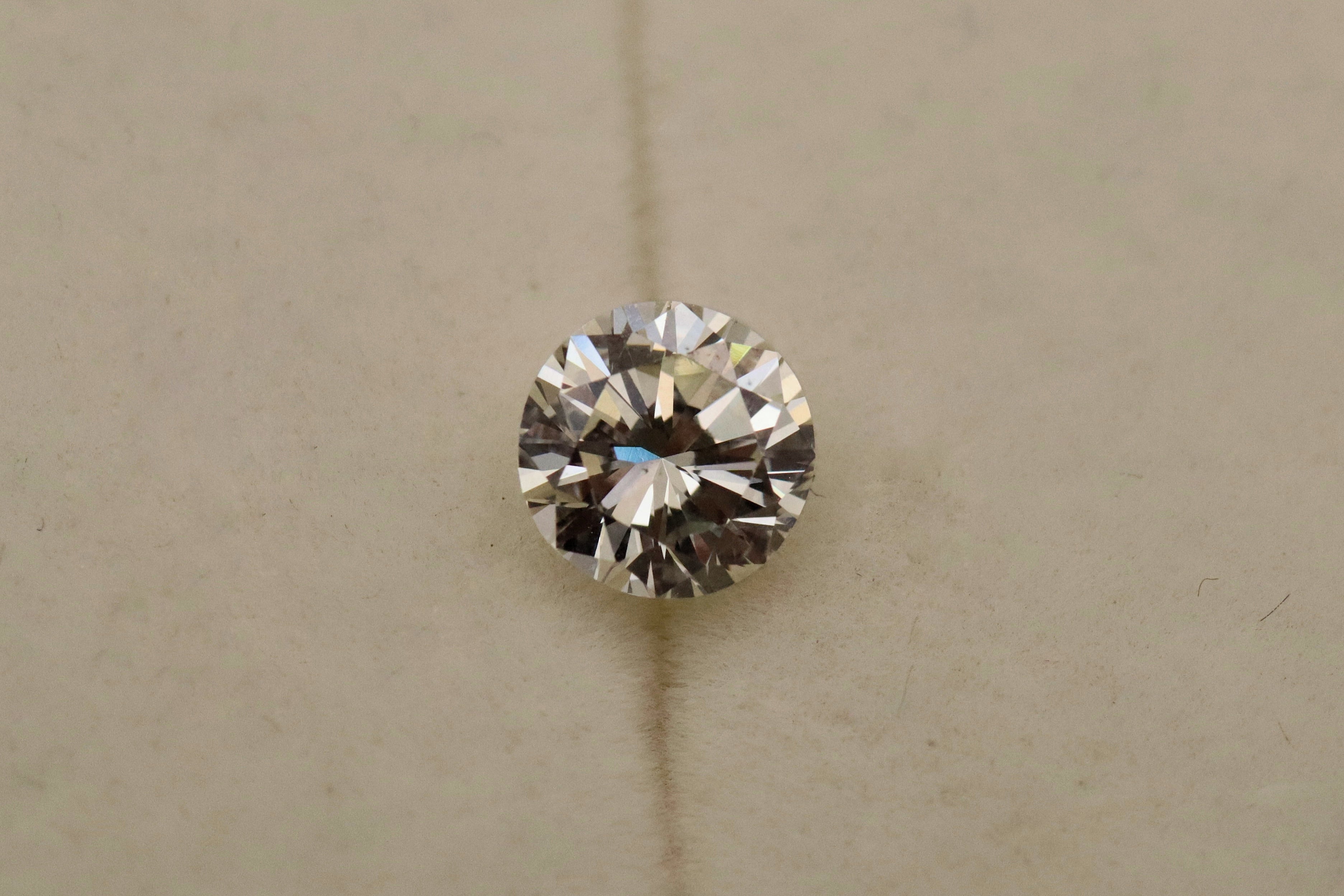 1.00 Carat Round Brilliant Diamond – K Color VS2 Clarity (EGL USA Certified)