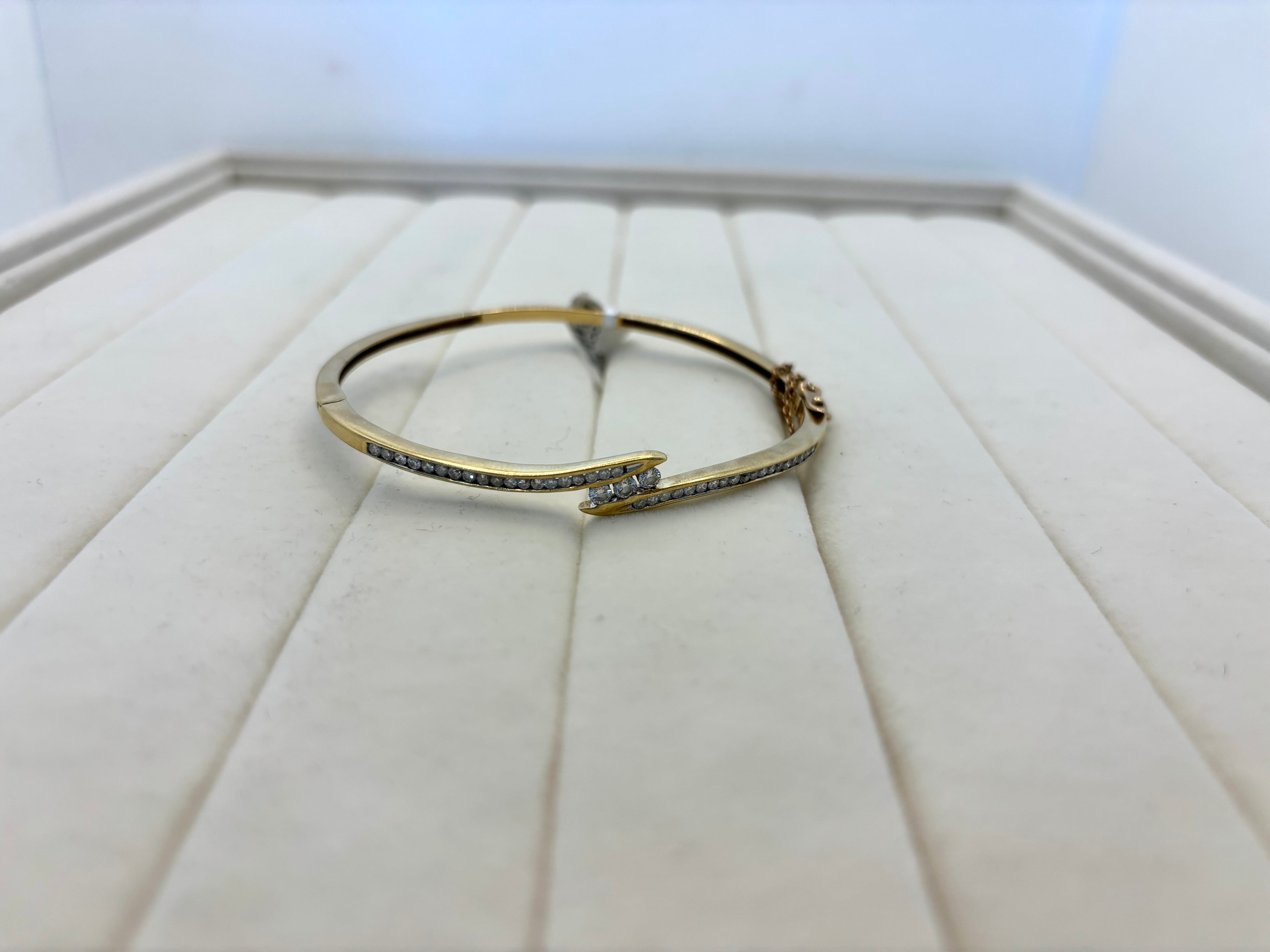 10K Yellow Gold Natural Diamond Bangle Bracelet | Empire Jewelry and Loan