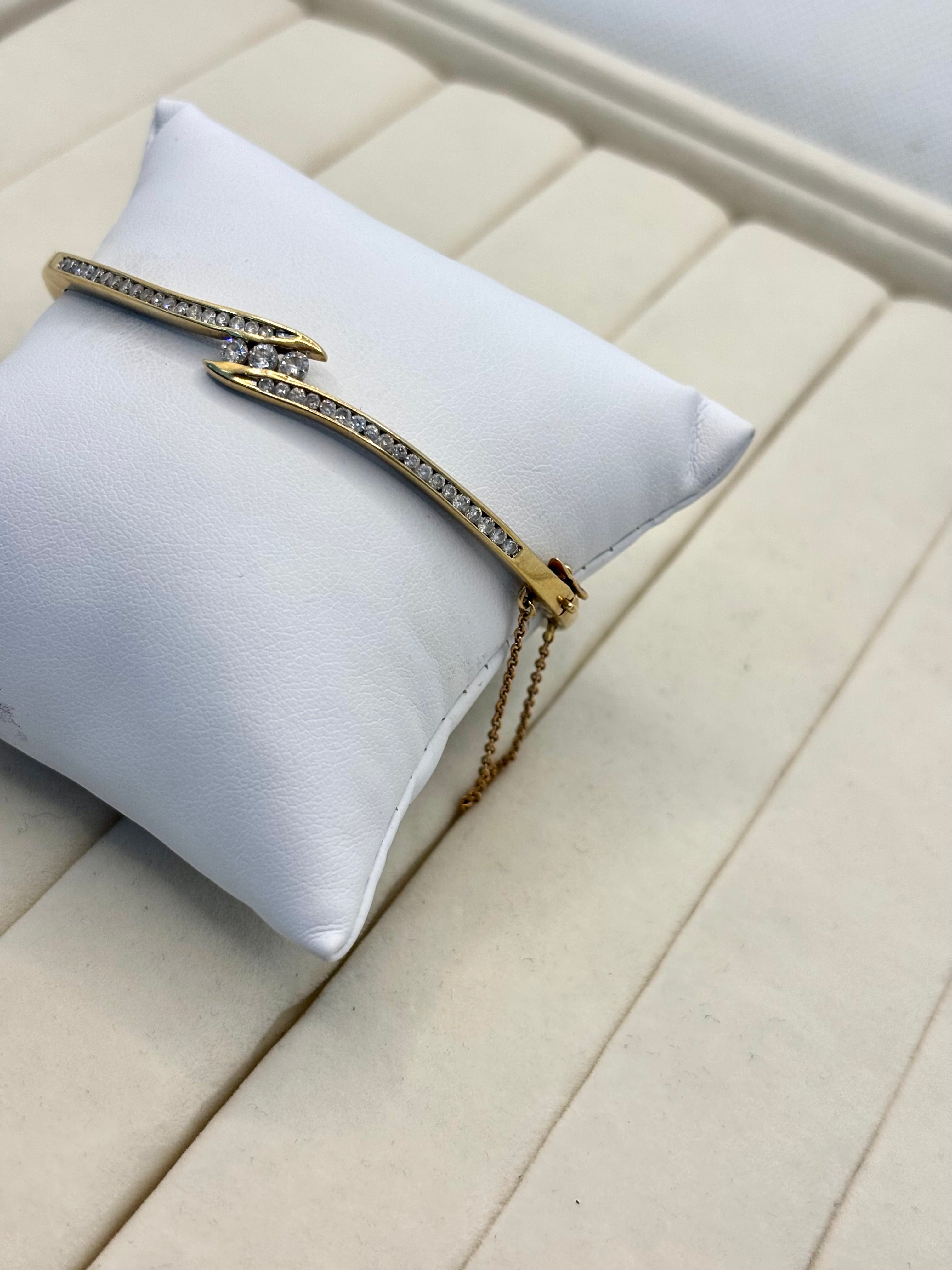 10K Yellow Gold Natural Diamond Bangle Bracelet | Empire Jewelry and Loan
