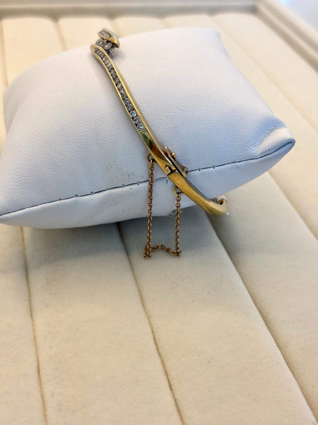 10K Yellow Gold Natural Diamond Bangle Bracelet | Empire Jewelry and Loan