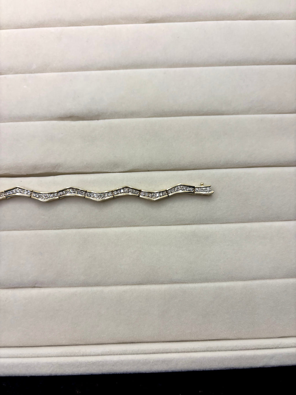 14K Diamond Wave Bracelet | Empire Jewelry and Loan