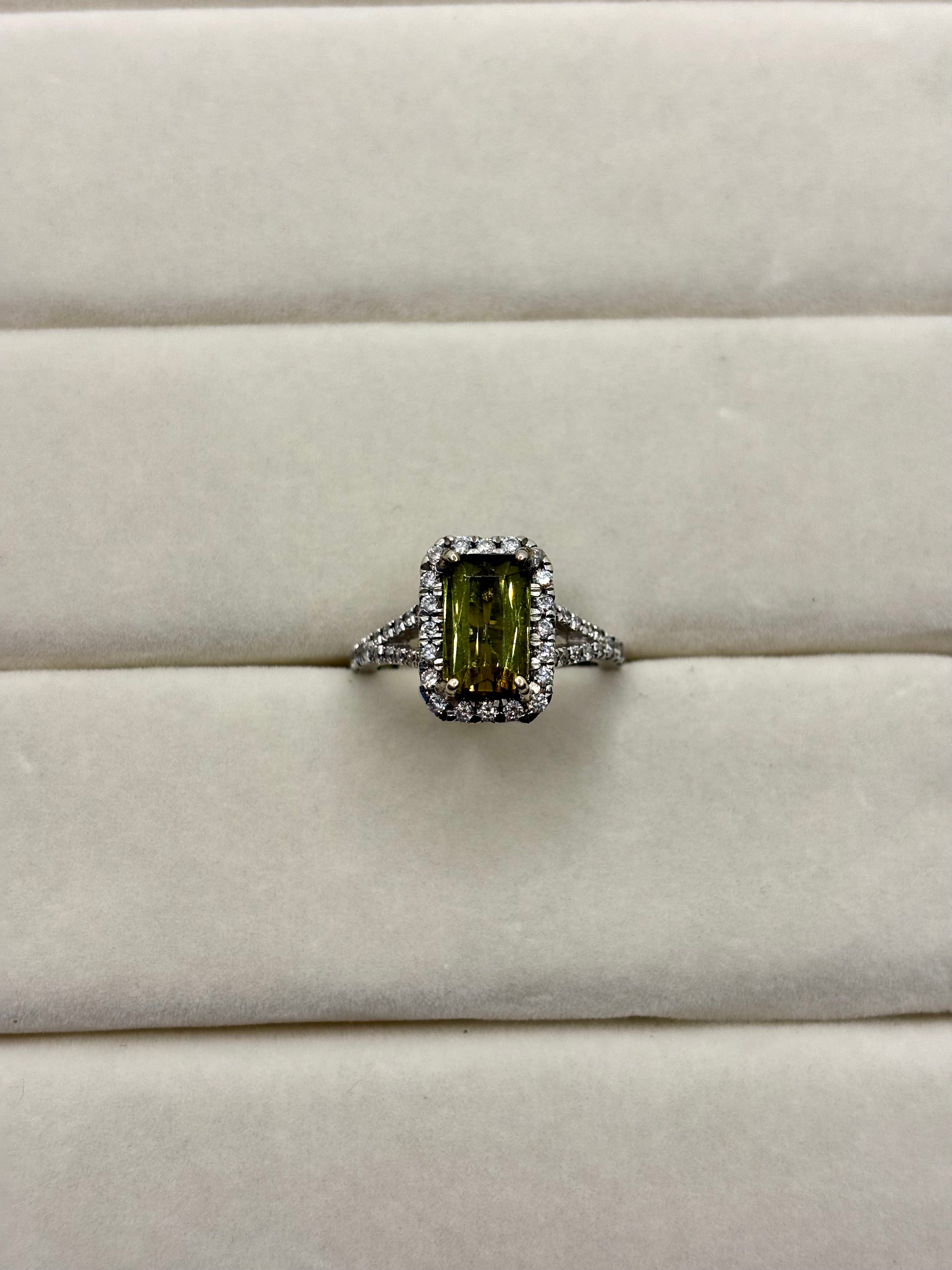 14K Gold Green Tourmaline Ring | Empire Jewelry and Loan