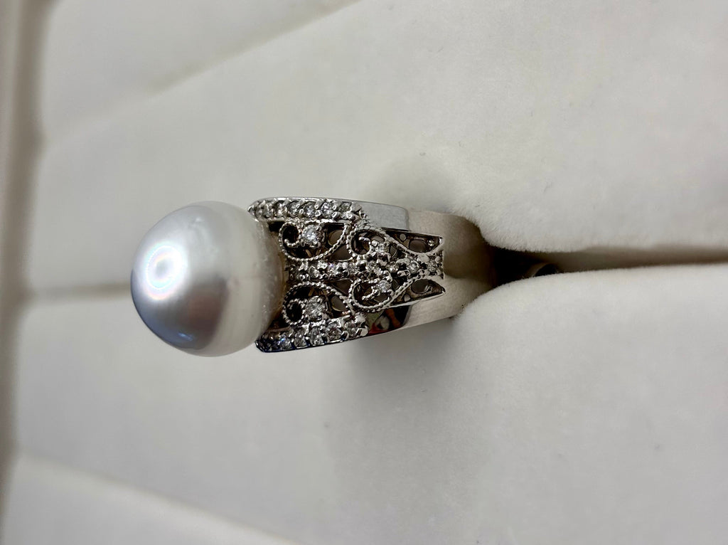 14K White Gold Pearl and Diamond Ring | Empire Jewelry and Loan