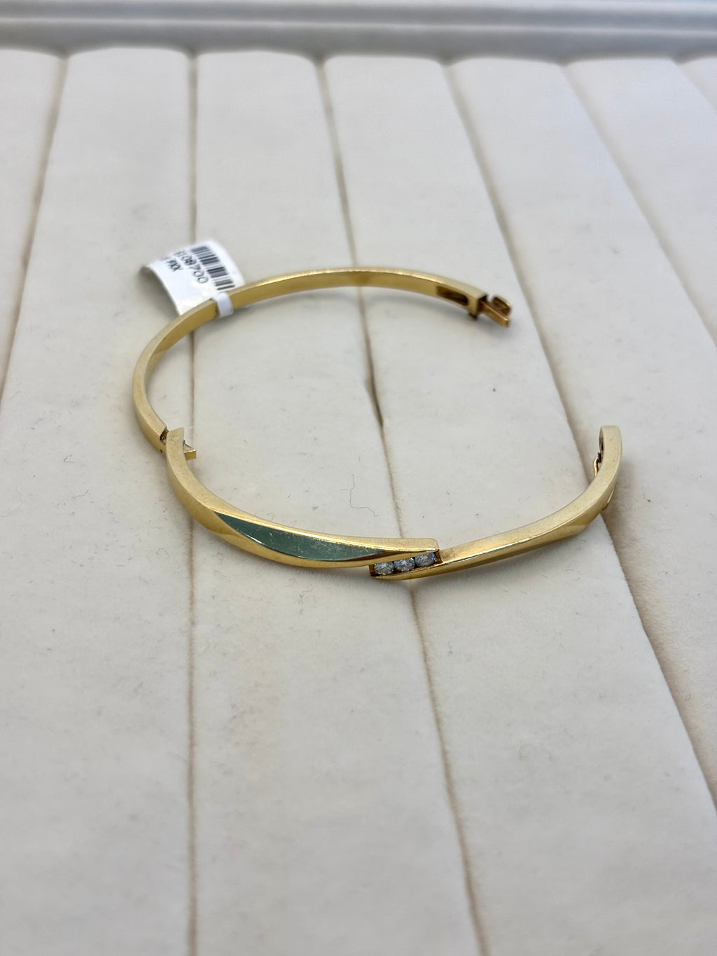 14K Yellow Gold Bangle 3 Natural Diamonds | Empire Jewelry and Loan