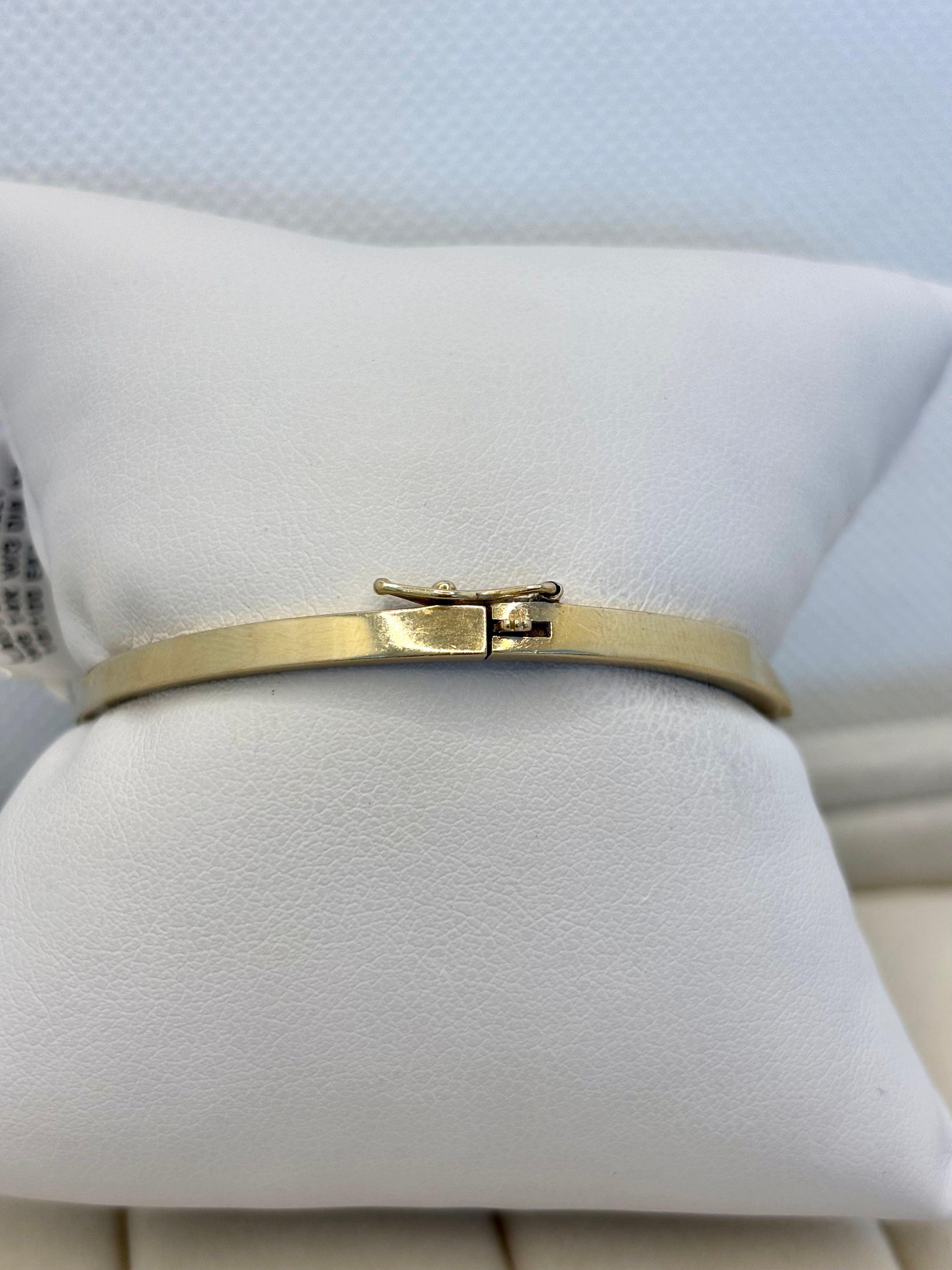14K Yellow Gold Bangle Natural Three Diamond | Empire Jewelry and Loan