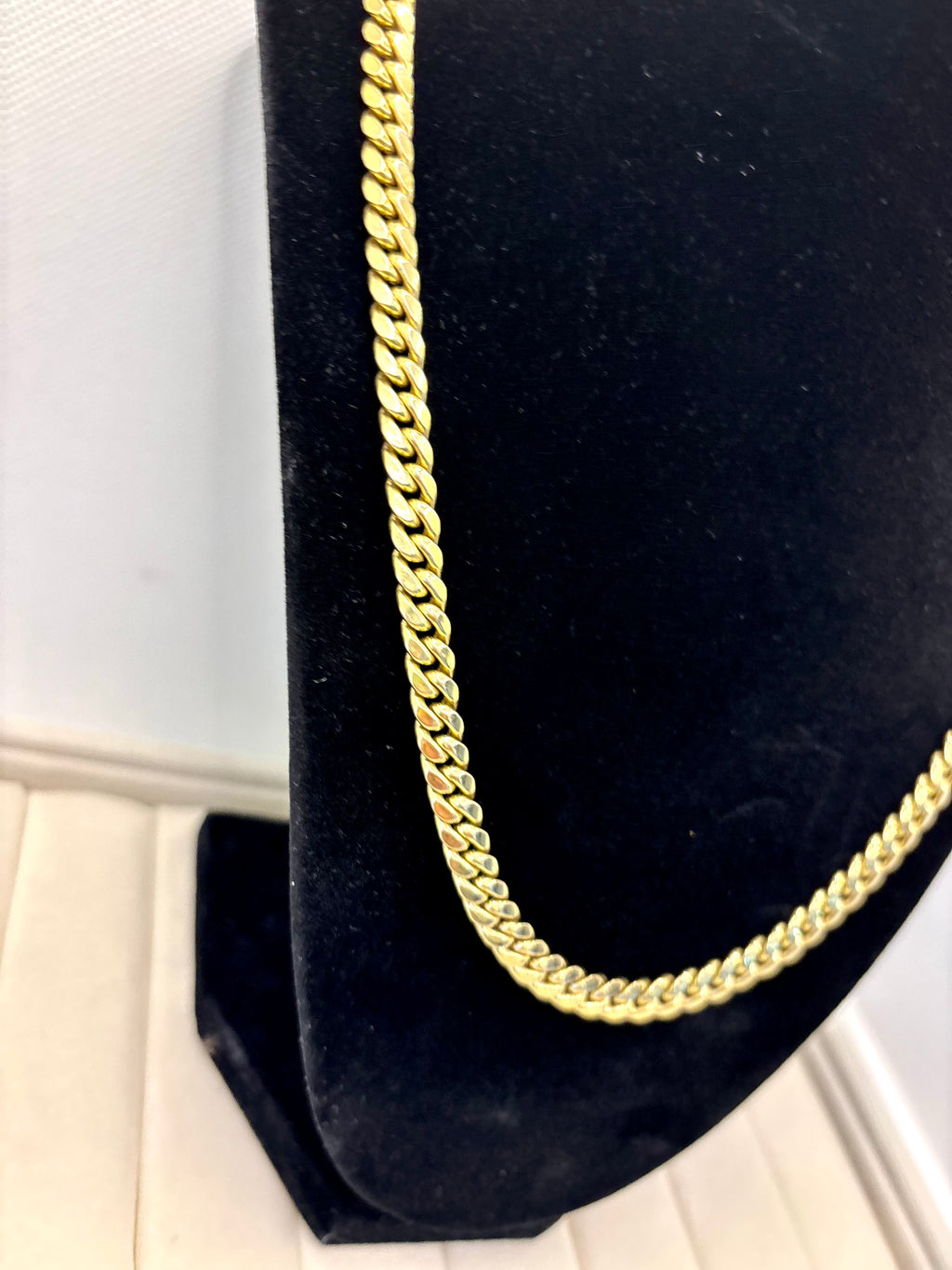 14K Yellow Gold Cuban Link Chain Necklace | Empire Jewelry and Loan