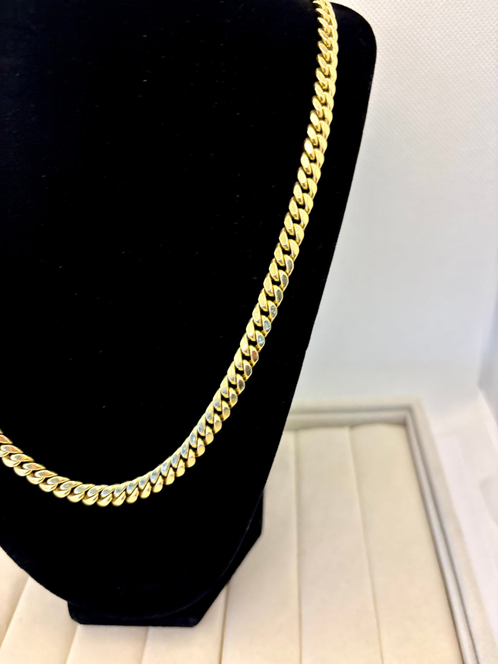 14K Yellow Gold Cuban Link Chain Necklace | Empire Jewelry and Loan
