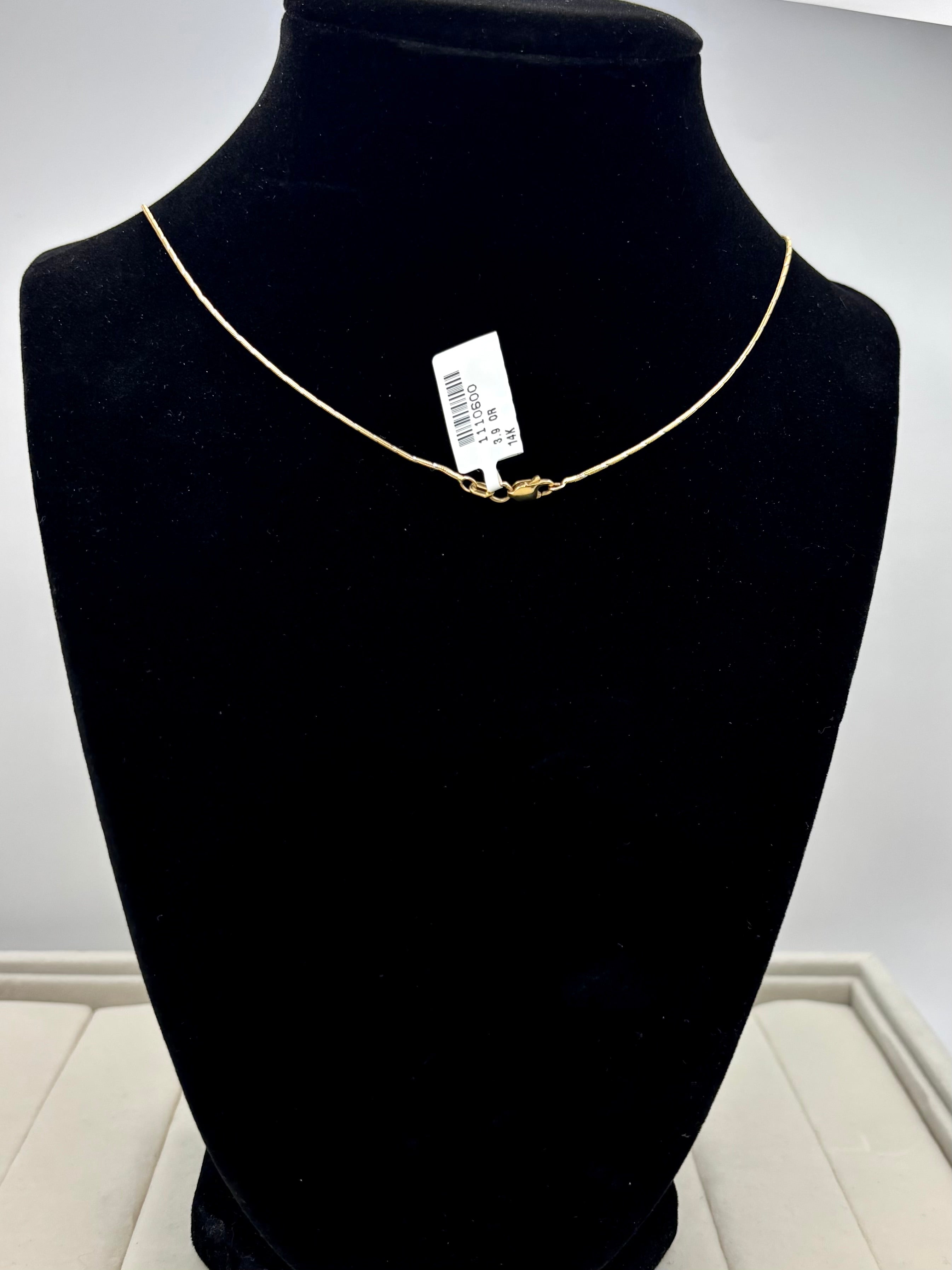 14K Yellow Gold Flower Natural Diamond  Necklace | Empire Jewelry and Loan