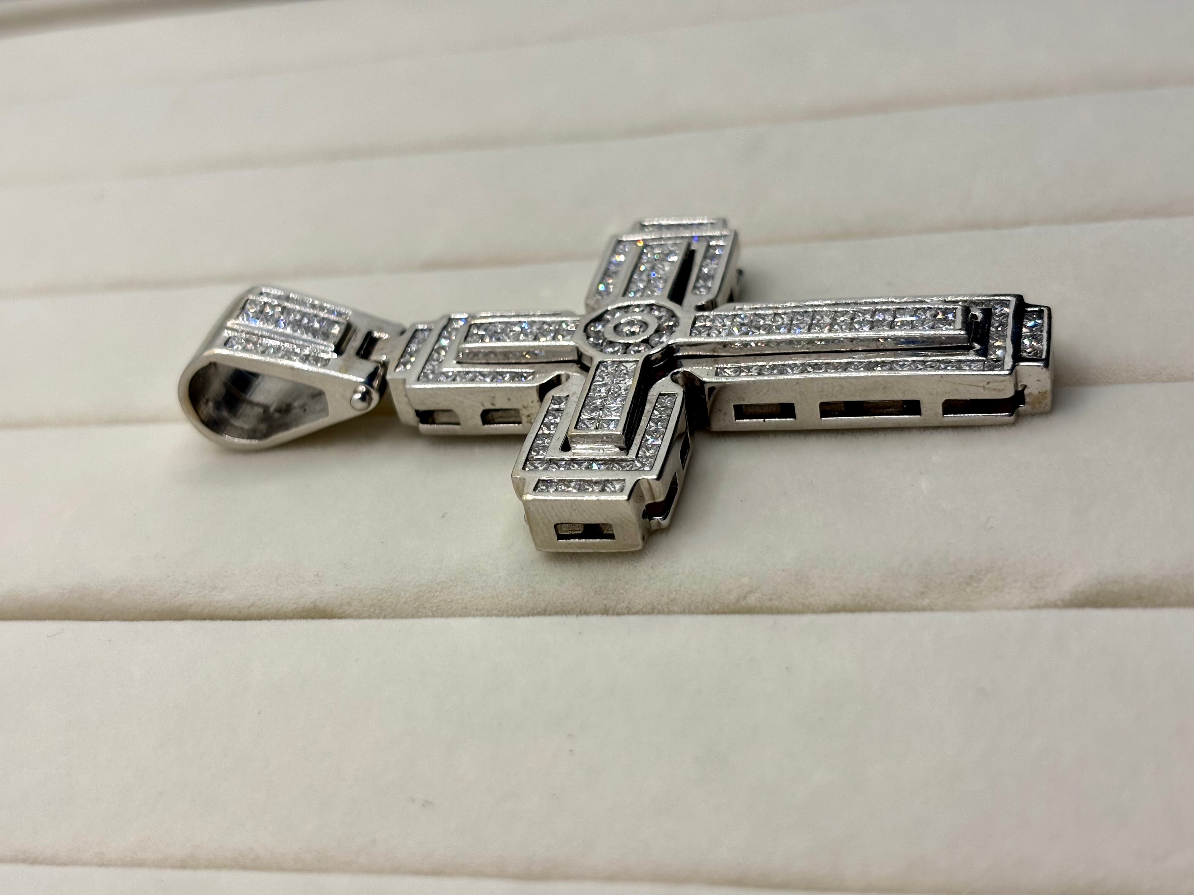 18K Gold Diamond Cross Pendant | Empire Jewelry and Loan