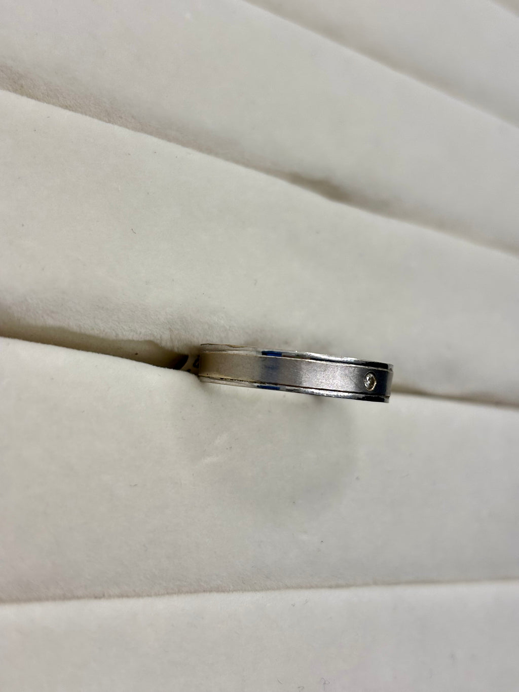 18K White Gold Diamond Ring | Empire Jewelry and Loan