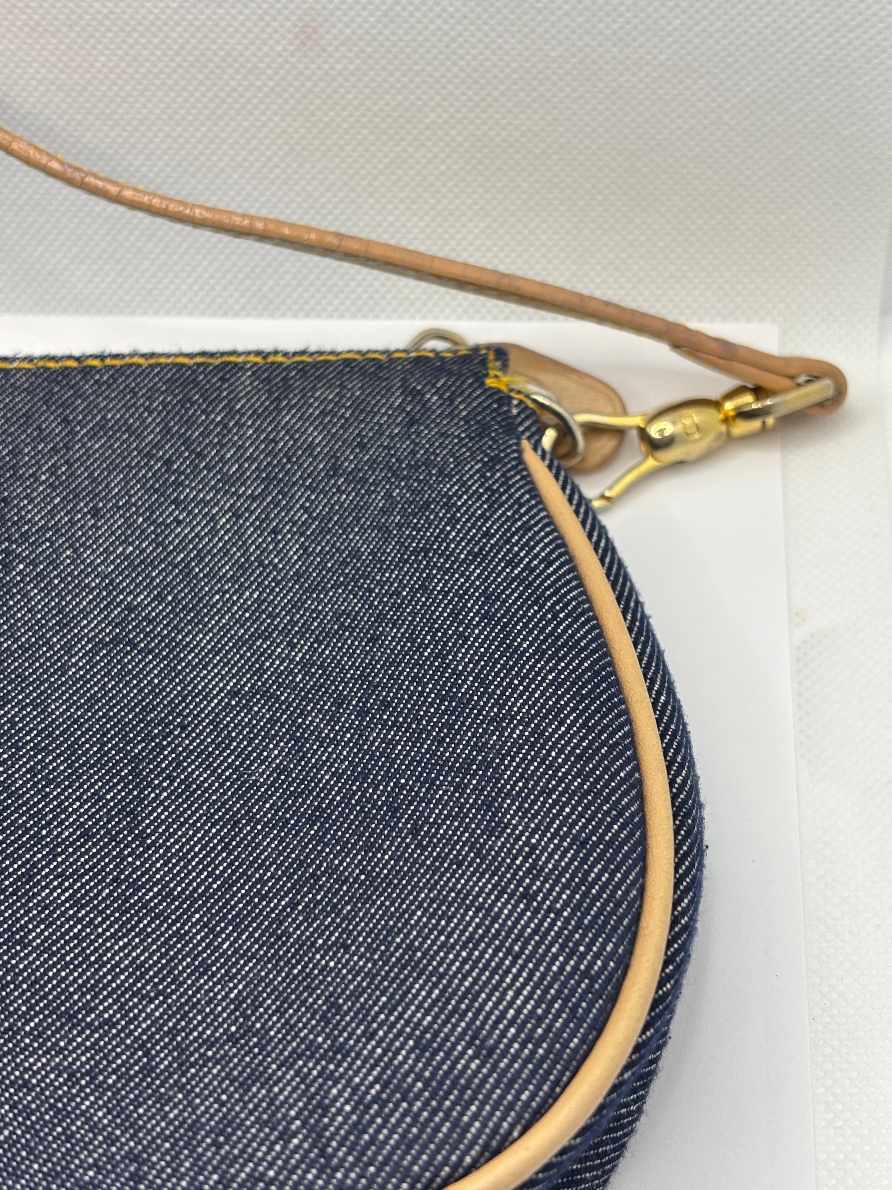 Christian Dior Denim Saddle Pochette Blue Jean Shoulder Bag Gold Hardware