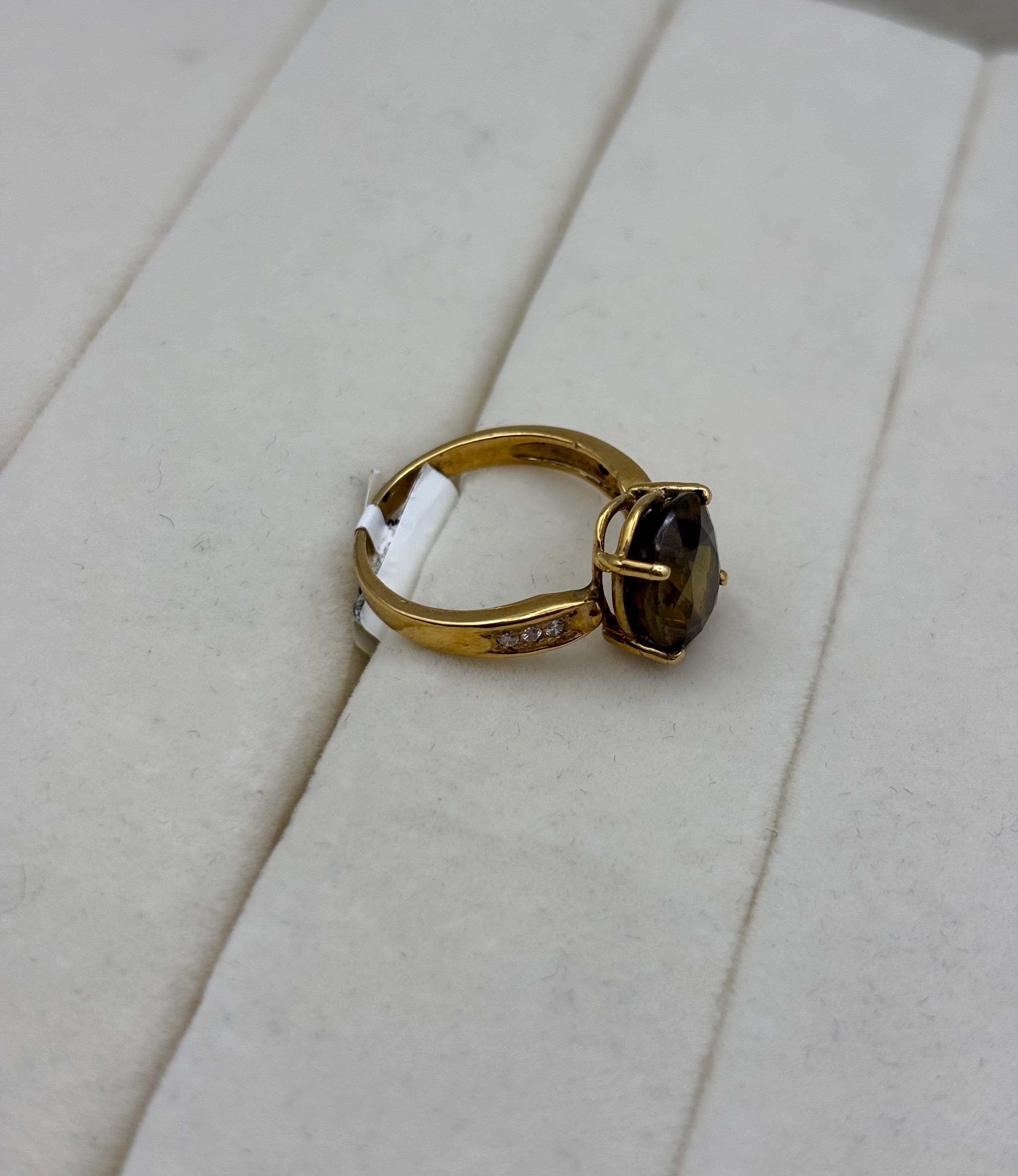 18k Yellow Gold Oval Yellow Stone Cathedral Ring