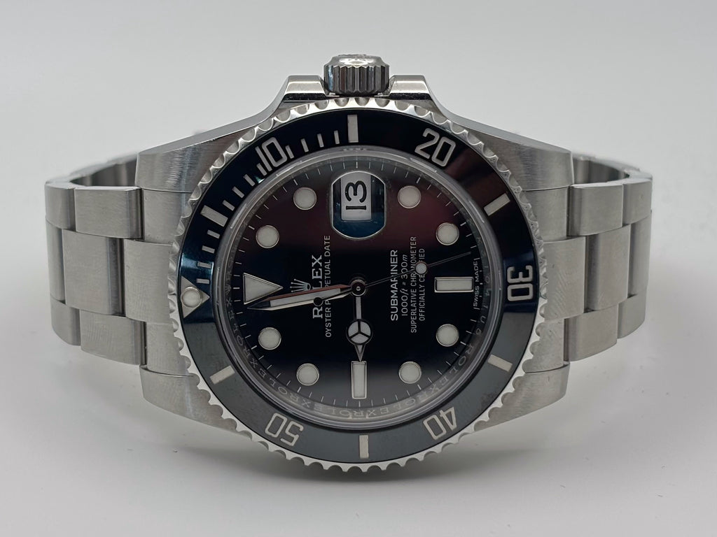 Rolex Submariner Date 116610 40mm Stainless Steel - Pre-Owned