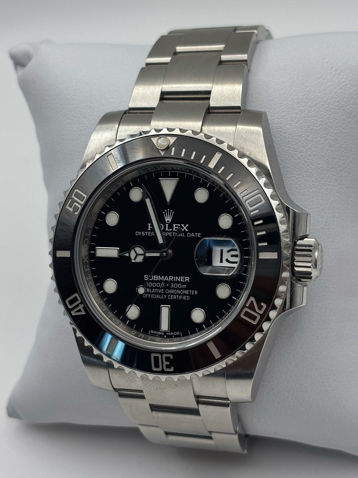 Rolex Submariner Date 116610 40mm Stainless Steel - Pre-Owned