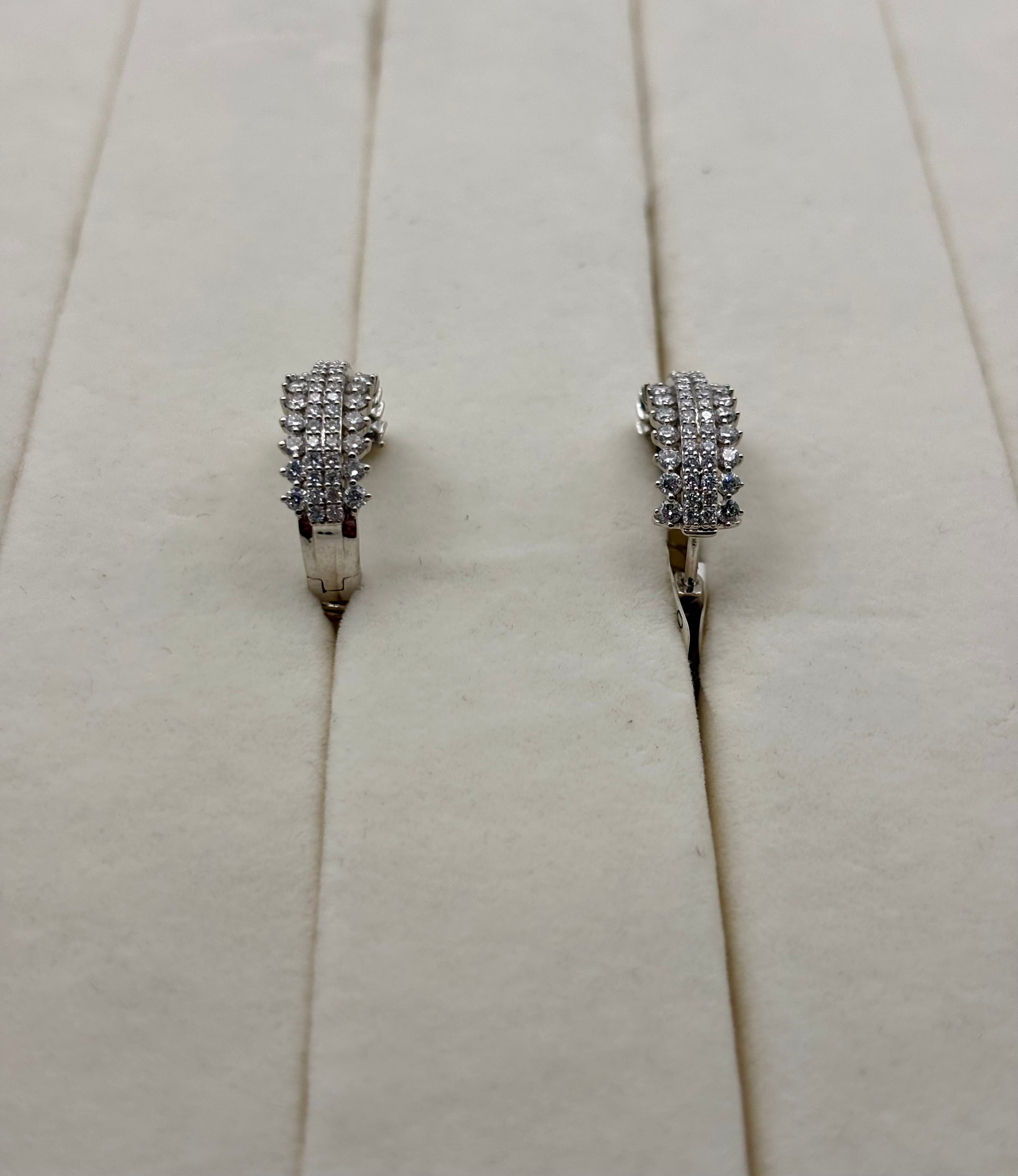 14k White Gold Diamond Hoop Earrings