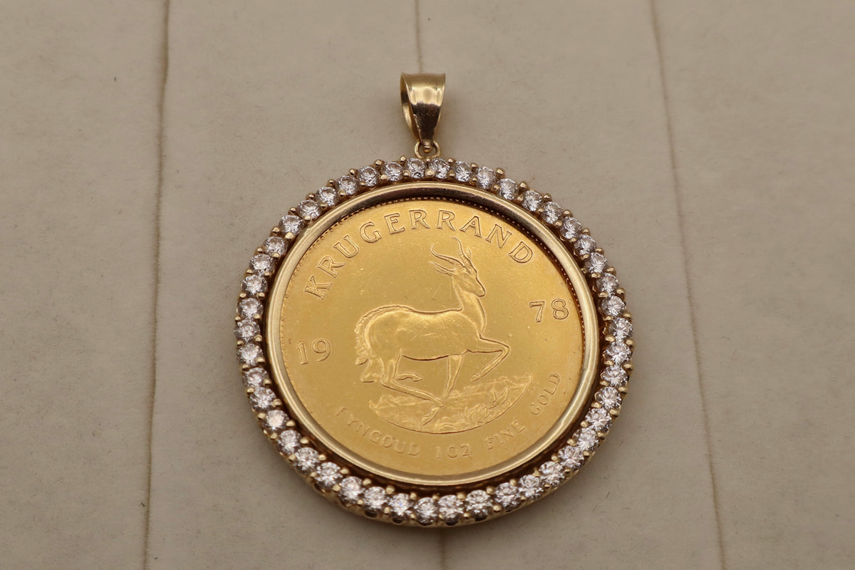 1978 1 oz Krugerrand Gold Coin Pendant in 14k Yellow Gold Accent Diamond Bezel