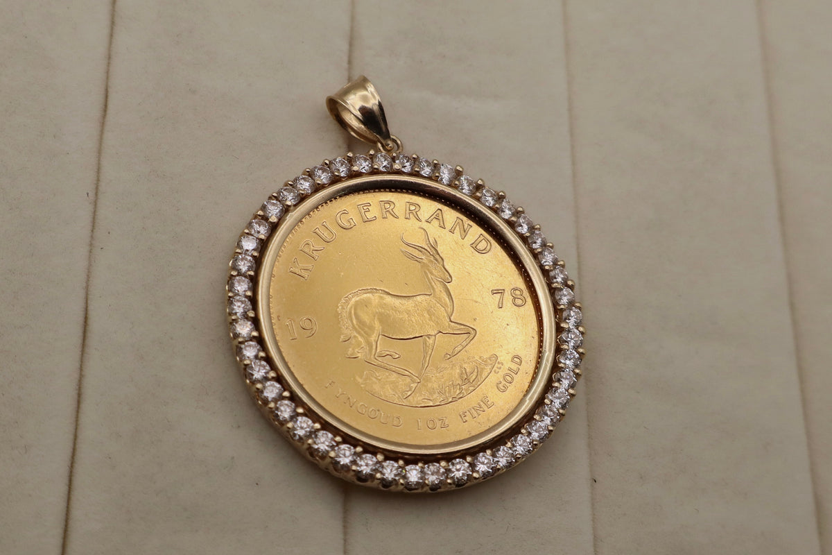 1978 1 oz Krugerrand Gold Coin Pendant in 14k Yellow Gold Accent Diamond Bezel