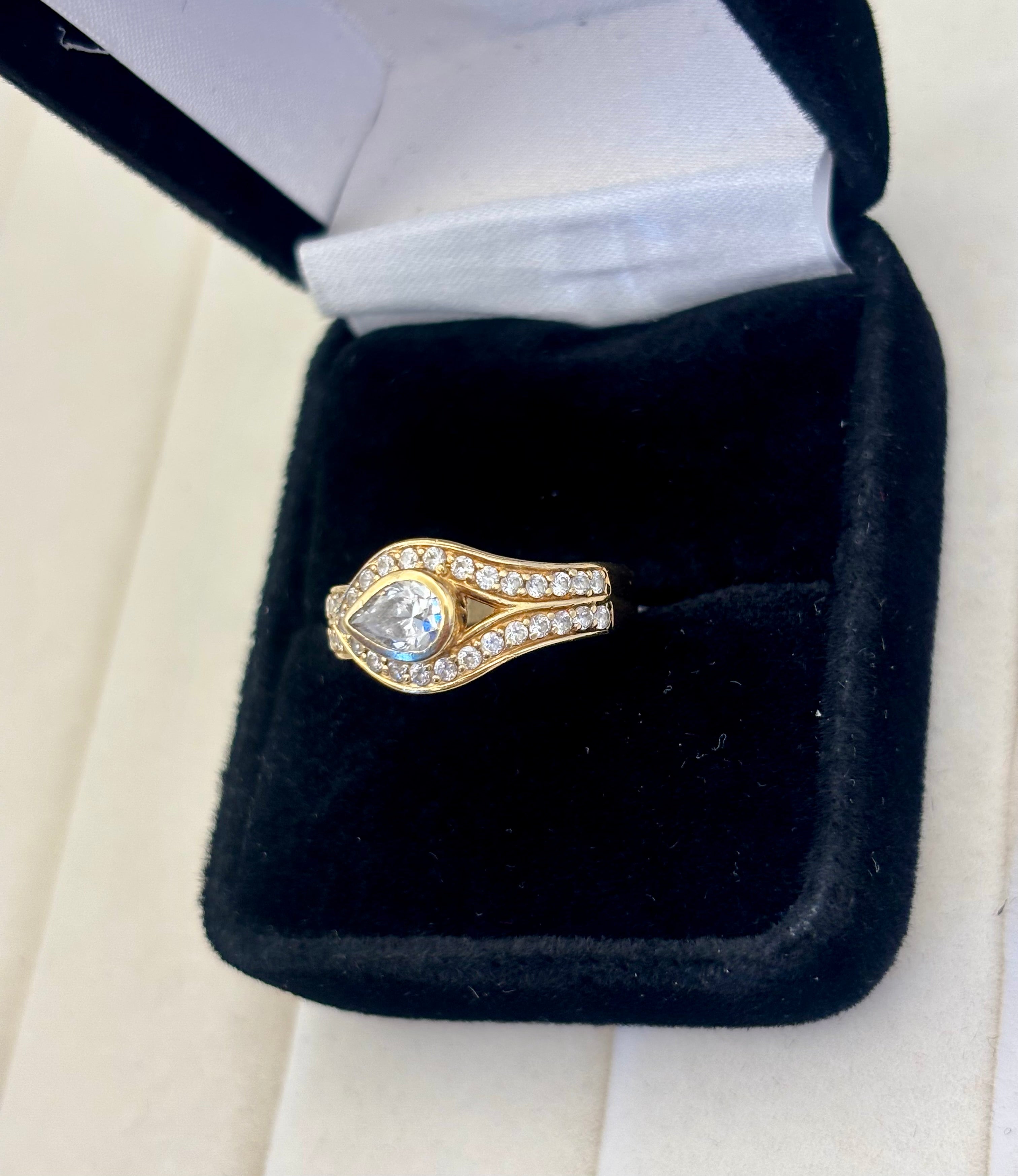 14k Yellow Gold Pear Cut Halo Ring