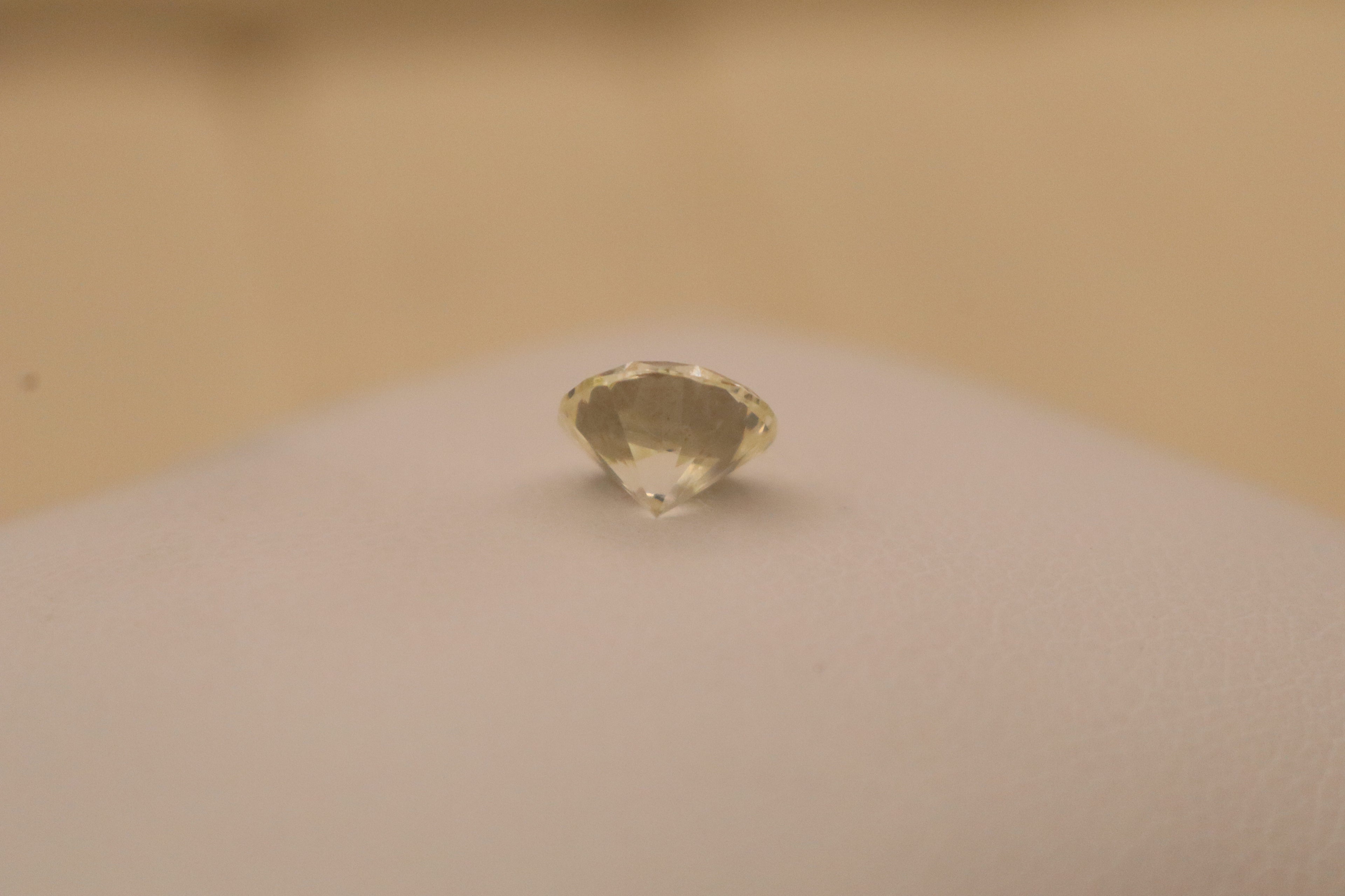 1.00 Carat Round Brilliant Diamond – K Color VS2 Clarity (EGL USA Certified)
