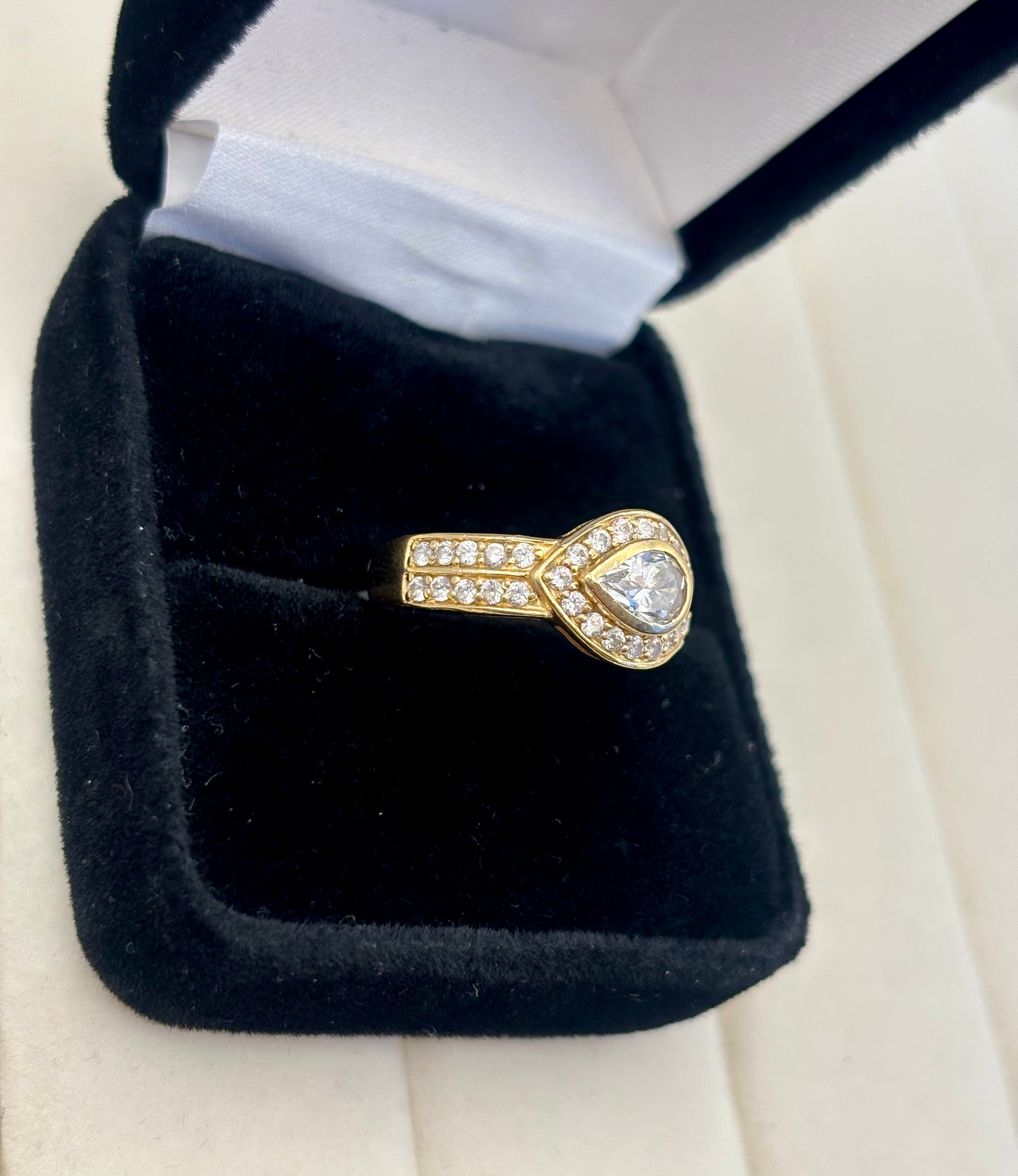 14k Yellow Gold Pear Cut Halo Ring