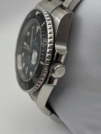 Rolex Submariner Date 116610 40mm Stainless Steel - Pre-Owned