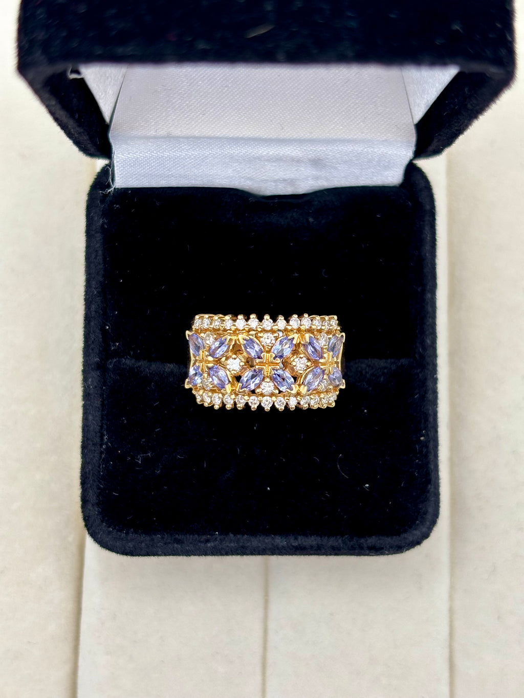 14K Yellow Gold Diamond Blue Stone Fancy Ring