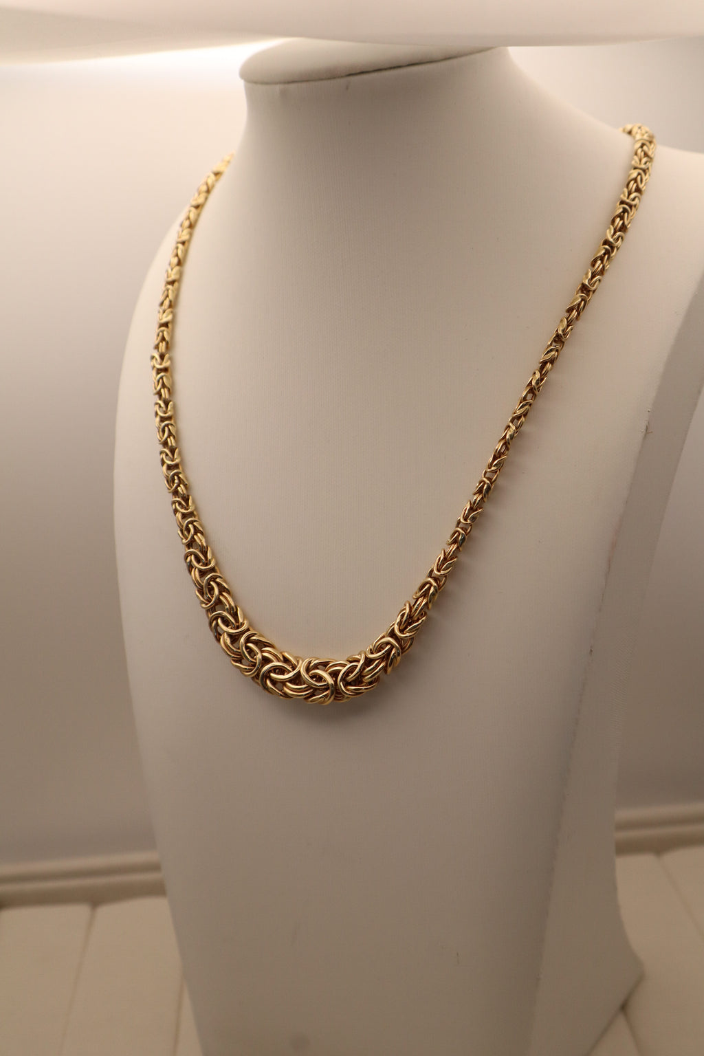 14k Yellow Gold Byzantine Chain