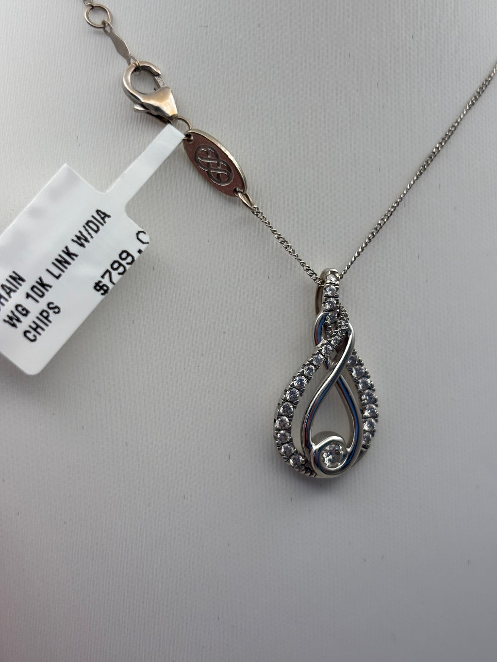 10K White Gold Diamond Teardrop Pendant Necklace